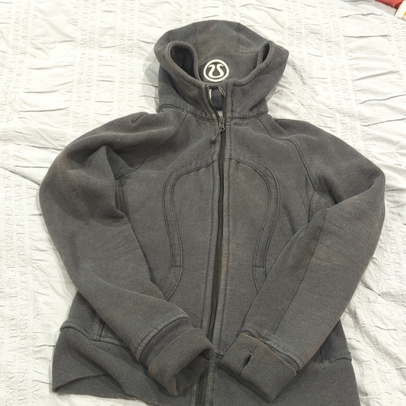 Lulu Lemon hoodie - Picture 2 of 3